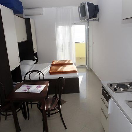 Apartments Rubic Omiš Eksteriør billede